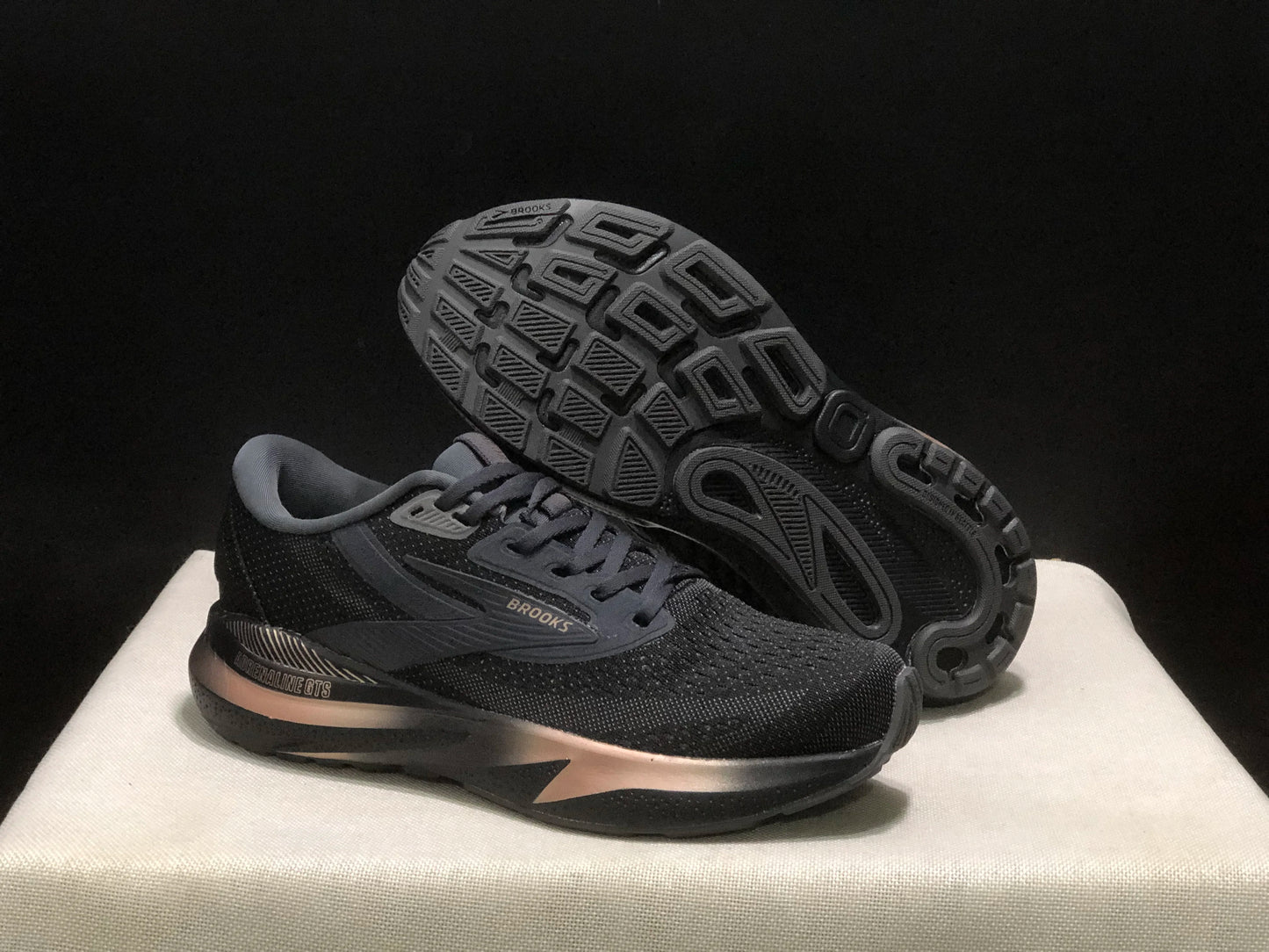 high quality_Brooks Adrenaline GT Casual Sneakers Cushioning Anti-slip and Comfortable Men's & Women’s Sport shoes Running Shoe