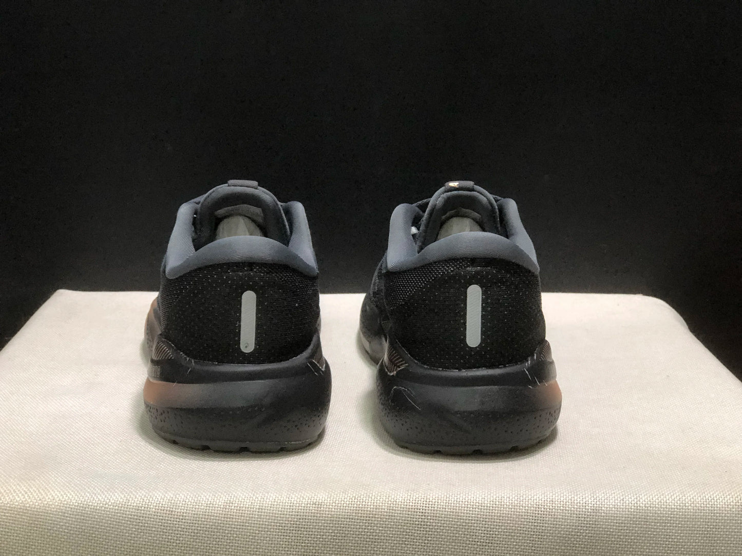 high quality_Brooks Adrenaline GT Casual Sneakers Cushioning Anti-slip and Comfortable Men's & Women’s Sport shoes Running Shoe